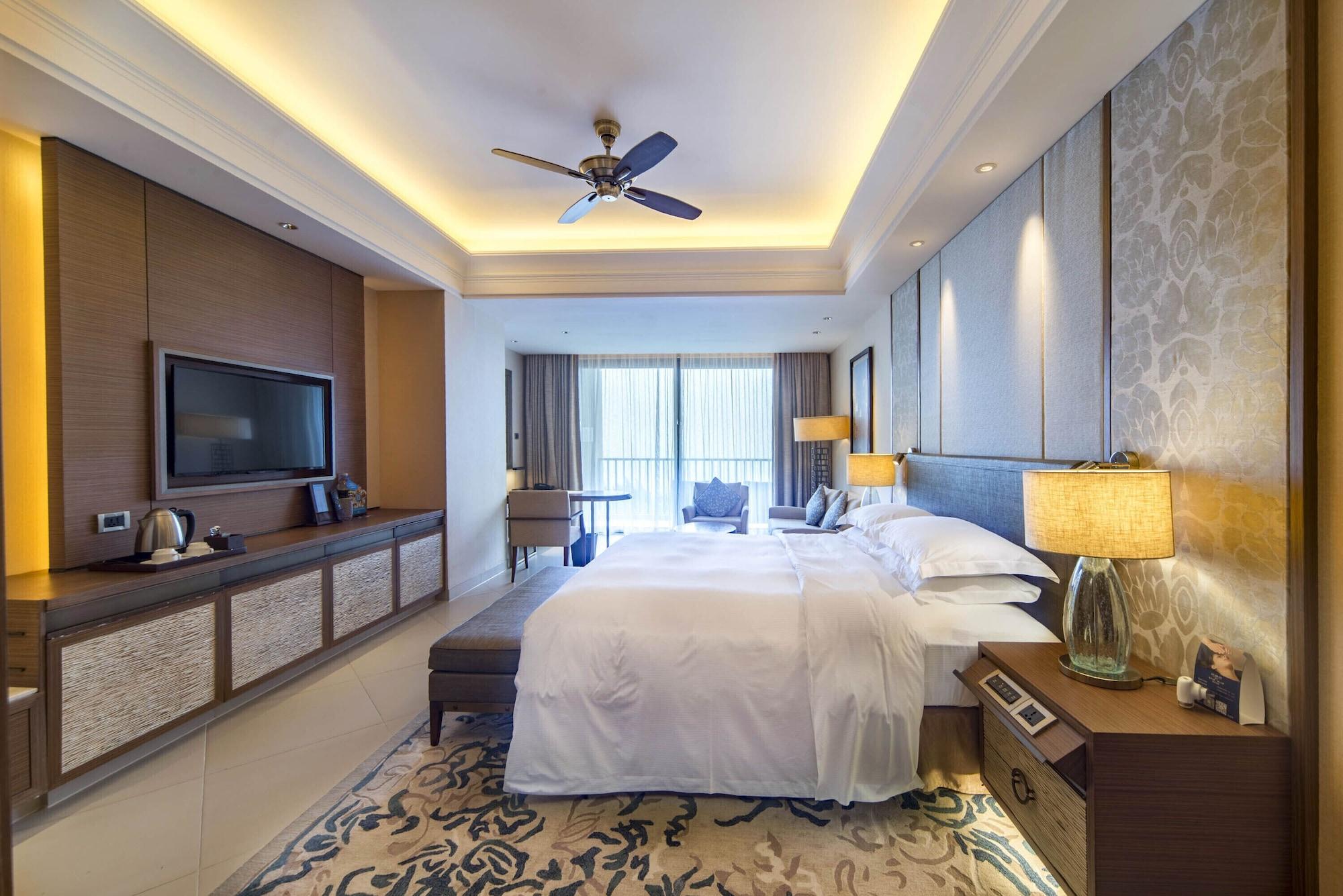 Hilton Haikou Meilan - Beachfront Hotel Экстерьер фото