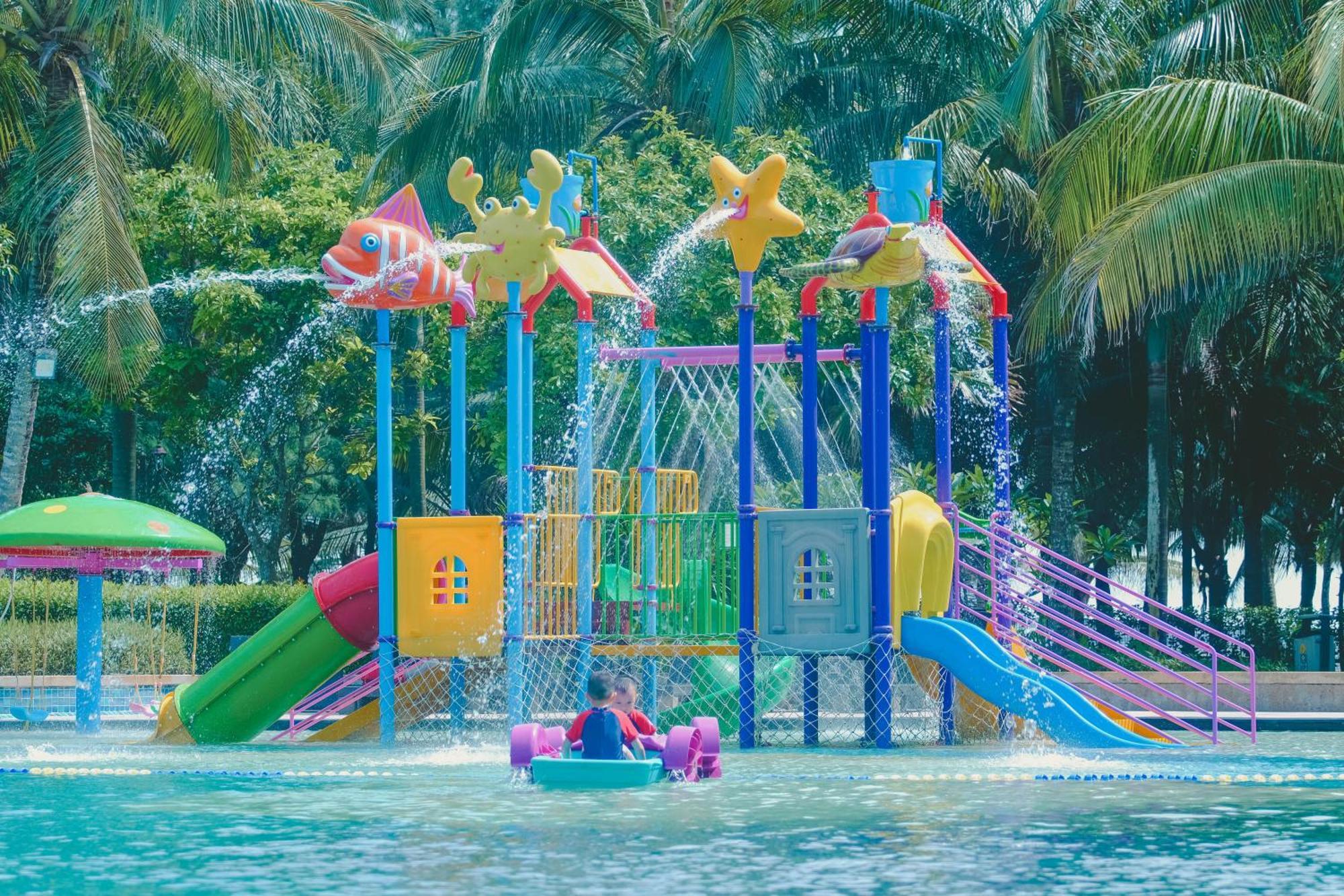 Hilton Haikou Meilan - Beachfront Hotel Экстерьер фото