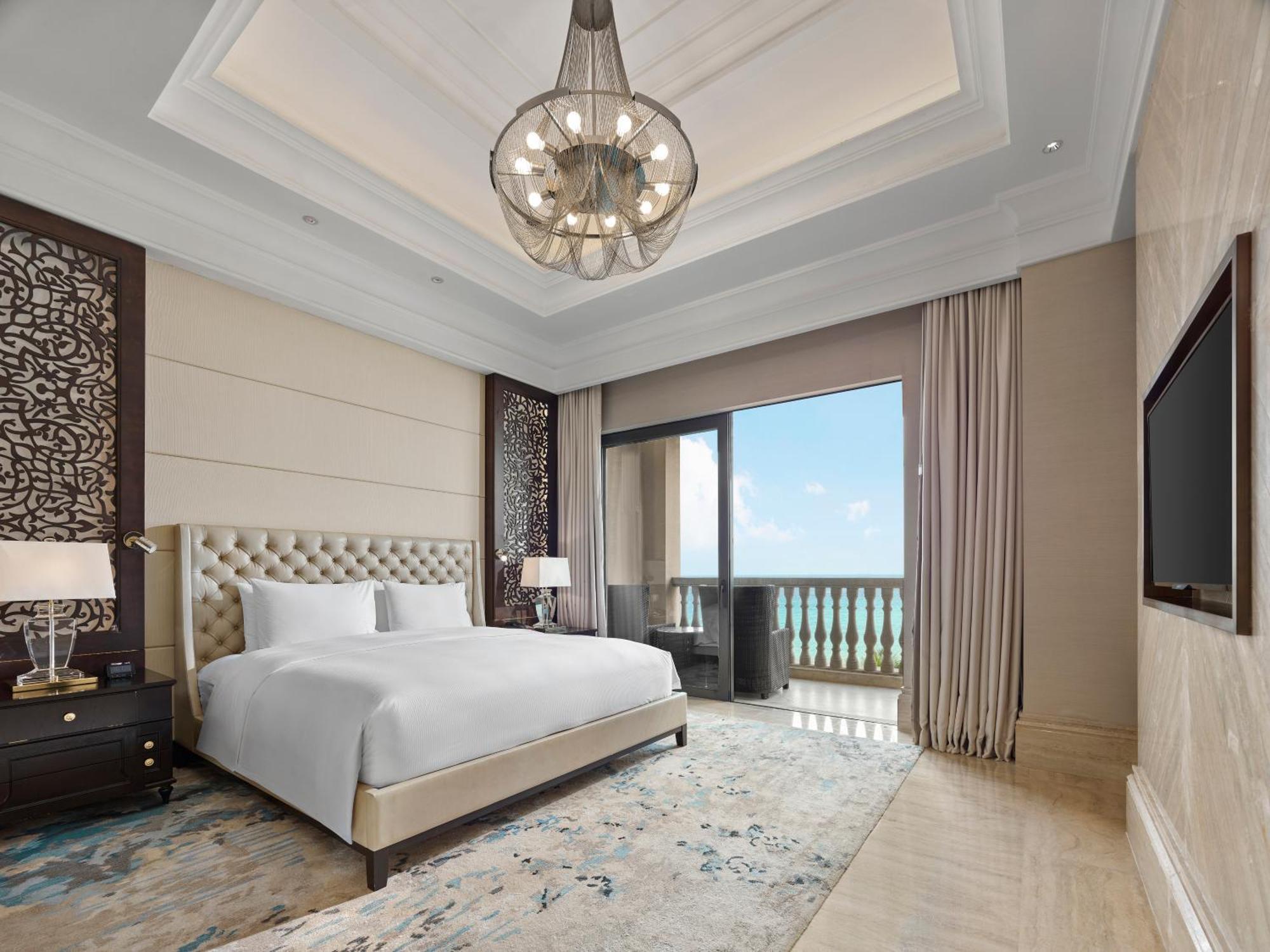 Hilton Haikou Meilan - Beachfront Hotel Экстерьер фото