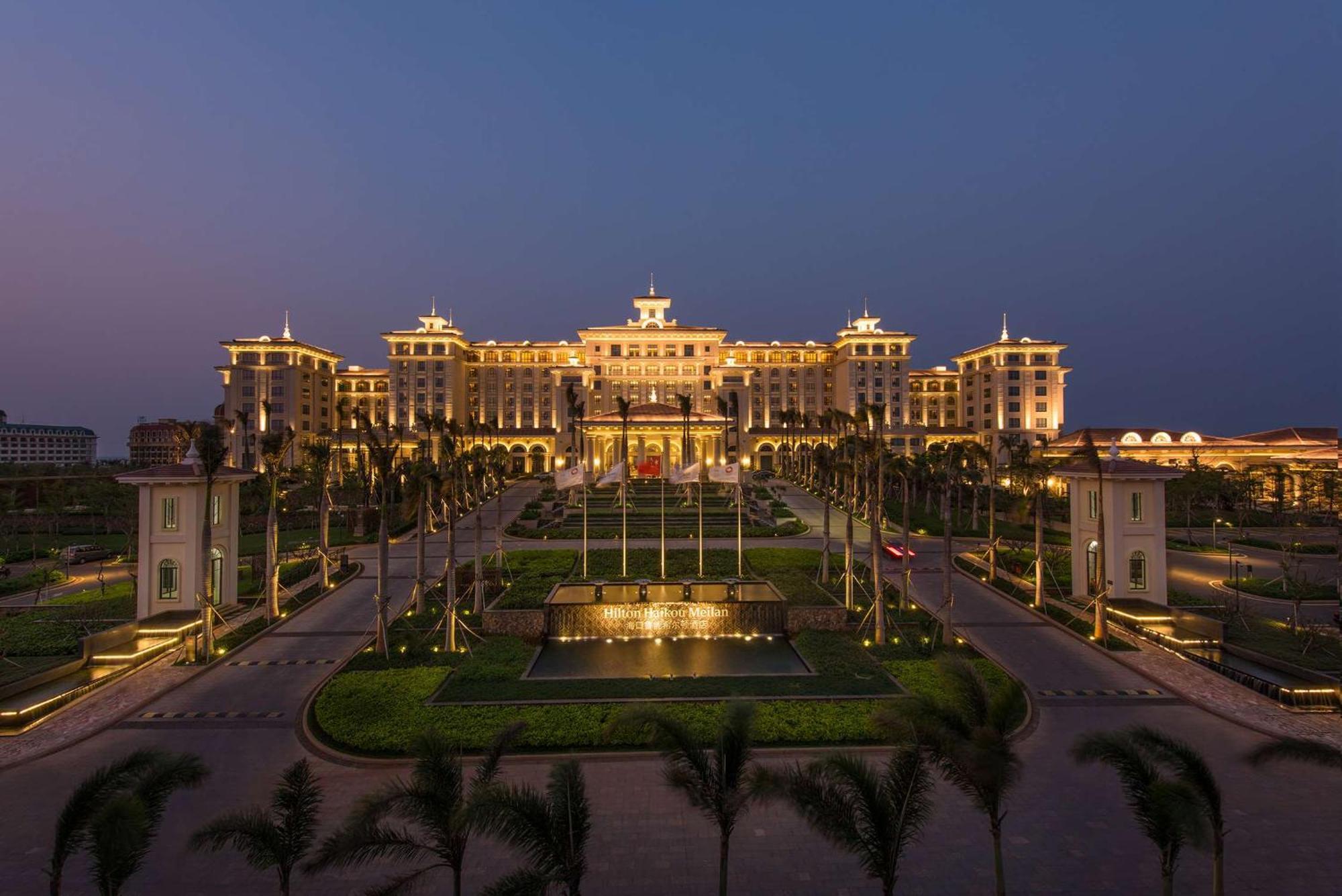 Hilton Haikou Meilan - Beachfront Hotel Экстерьер фото